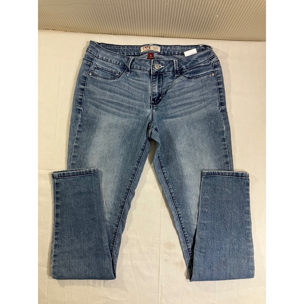 LEI‎ Emma Jegging Size 5 Regular Medium Wash Blue Skinny Jeans Stretch Denim